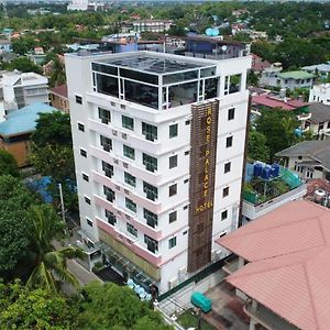 Rose Palace Hotel